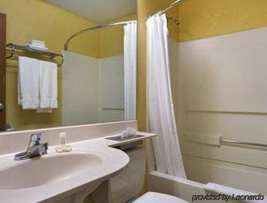 Best Western Buffalo Inn & Suites Williamsville Habitación foto